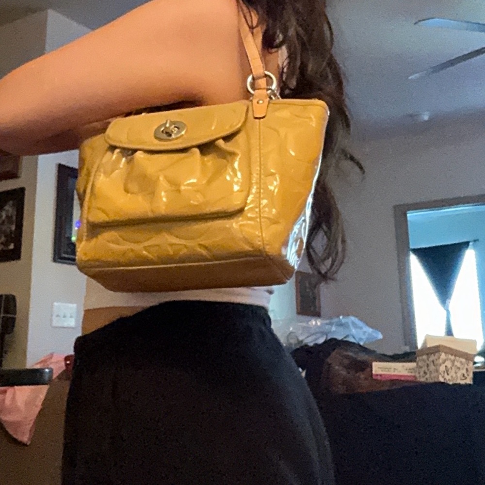 Coach Yellow Handbag F14729 - Picture 11 of 12